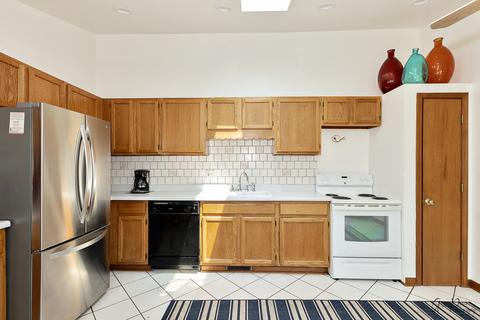 1404 Sunset Dr, Holiday Hills, IL 60051 photo 5