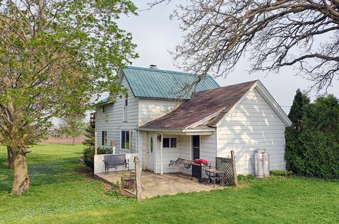 8999 Centerville Rd, Capron, IL 61012 photo 2