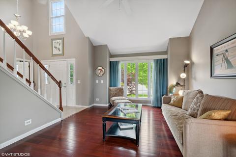 930 Stockbridge Pl, Elgin, IL 60120 photo 4