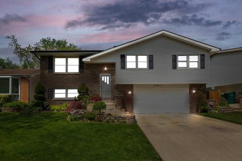 136 Mockingbird Ln, Wheeling, IL 60090 photo 2