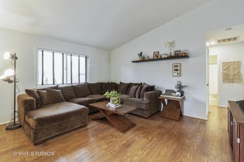 105 Cedarbrook Rd, Naperville, IL 60565 photo 3