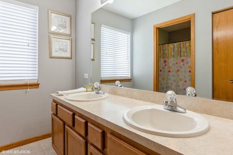 1611 Stanton Ln, Plainfield, IL 60586 photo 19