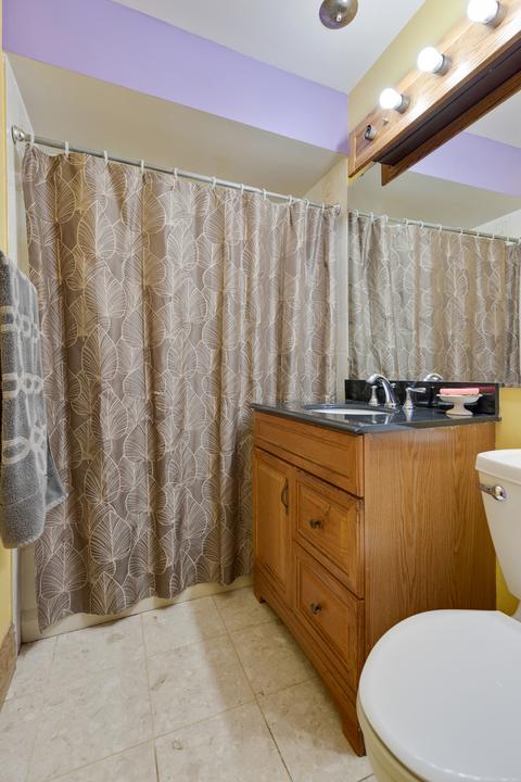 735 Elma Ave, Elgin, IL 60120 photo 14