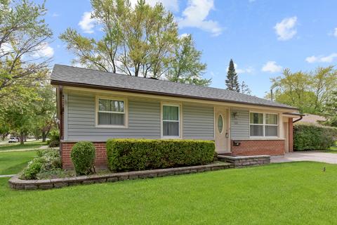 735 Elma Ave, Elgin, IL 60120 photo 3