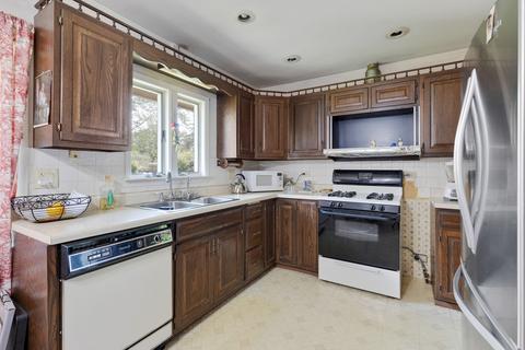 735 Elma Ave, Elgin, IL 60120 photo 10