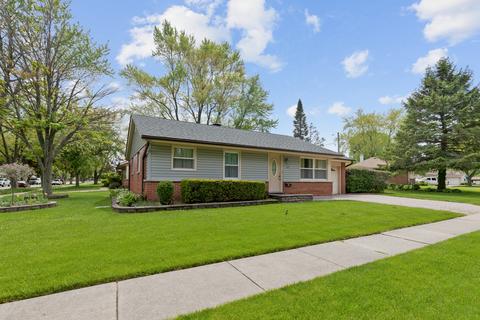 735 Elma Ave, Elgin, IL 60120 photo 5