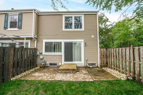 2226 Harwinton Pl, Hoffman Estates, IL 60169 photo 5