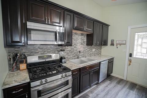 969 Illinois Ave, Elgin, IL 60120 photo 6