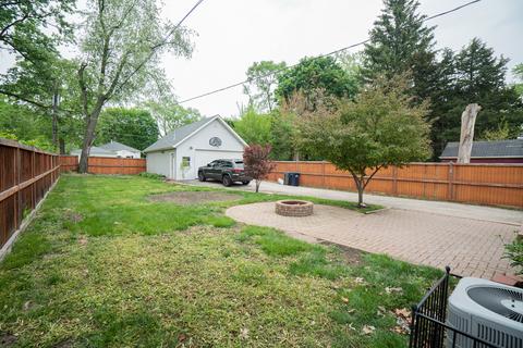 969 Illinois Ave, Elgin, IL 60120 photo 19