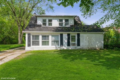 1524 Mcdaniels Ave, Highland Park, IL 60035