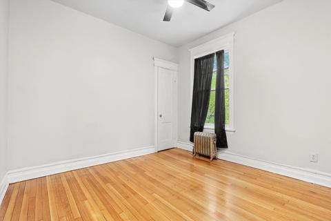 359 E 70th St, Chicago, IL 60637 photo 9