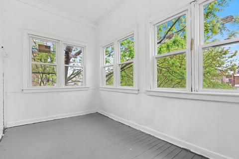 359 E 70th St, Chicago, IL 60637 photo 15