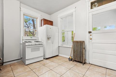 359 E 70th St, Chicago, IL 60637 photo 12