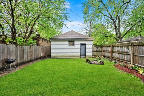 359 E 70th St, Chicago, IL 60637 photo 17