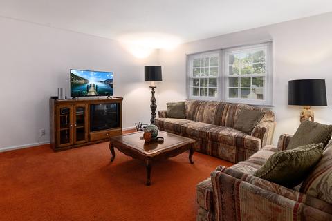 119 Chestnut Ln, Wheeling, IL 60090 photo 4