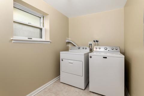 119 Chestnut Ln, Wheeling, IL 60090 photo 19