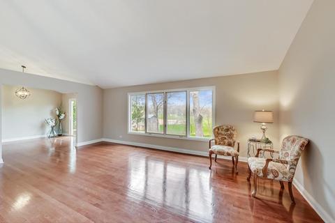 1485 Creekside Dr, Wheaton, IL 60189 photo 6