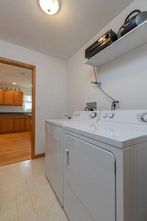 301 Forestcliff Ct, Lake Summerset, IL 61019 photo 11