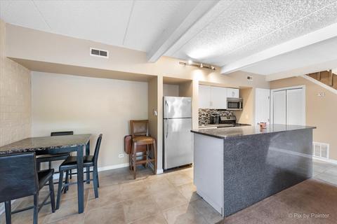 810 Kenneth Cir, Elgin, IL 60120 photo 7