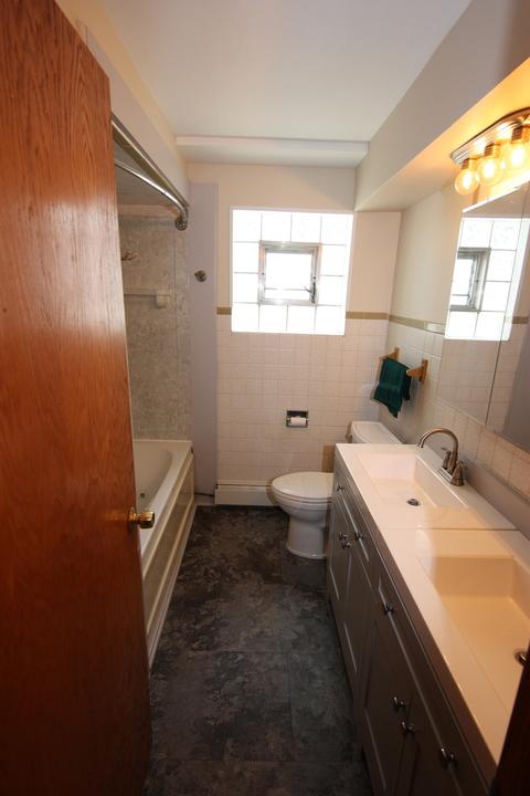 4248 Leland Ave, Lyons, IL 60534 photo 7