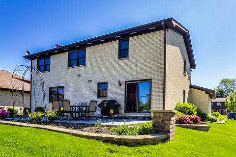 304 Eric Ct, Mount Prospect, IL 60056 photo 34