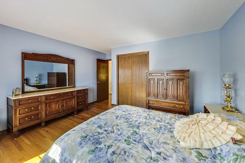 304 Eric Ct, Mount Prospect, IL 60056 photo 33