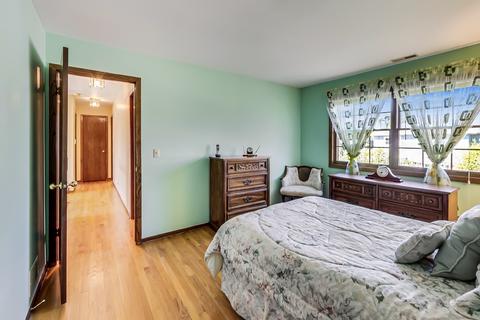 304 Eric Ct, Mount Prospect, IL 60056 photo 30