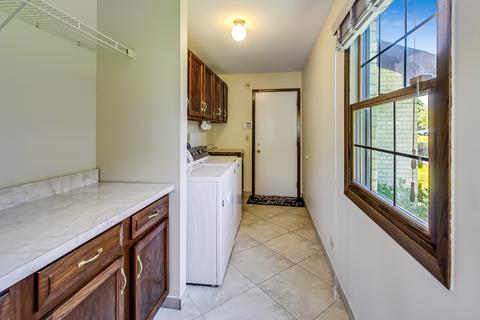 304 Eric Ct, Mount Prospect, IL 60056 photo 17