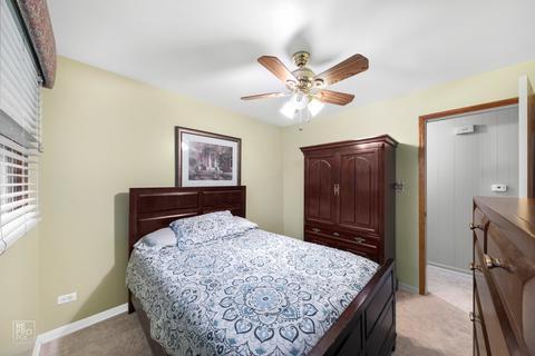 842 N Sumner St, Addison, IL 60101 photo 7