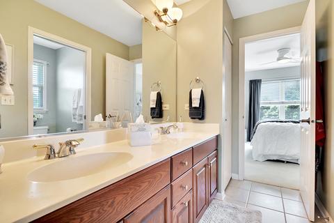 229 Hawk Hollow Dr, Bartlett, IL 60103 photo 32