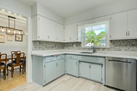 272 Scott St, Wheeling, IL 60090 photo 6