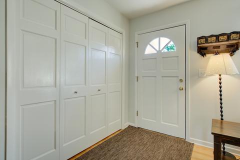 272 Scott St, Wheeling, IL 60090 photo 2