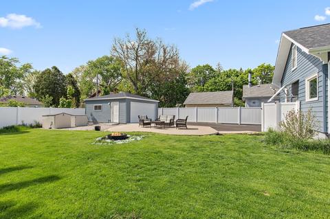938 Augusta Ave, Elgin, IL 60120 photo 23