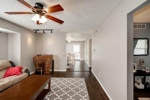 20 Reading Rd, Bloomington, IL 61701 photo 13