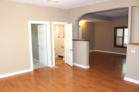 812 E Macon St, Clinton, IL 61727 photo 12