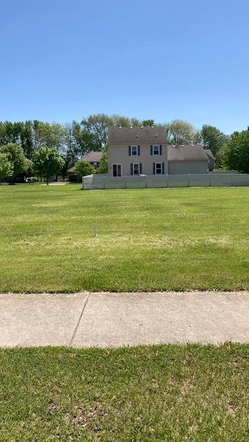 1445 Blume Dr, Elgin, IL 60124 photo 1