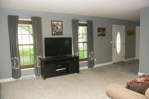 13564 Treva Dr, Morrison, IL 61270 photo 8