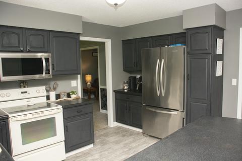 13564 Treva Dr, Morrison, IL 61270 photo 4