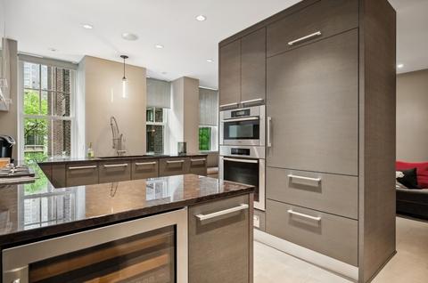 20 E Cedar St #4D, Chicago, IL 60611 photo 10