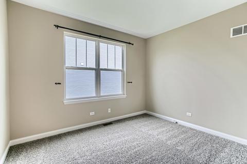 1708 Dundalk Ln, Mchenry, IL 60050 photo 20