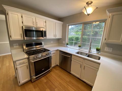 1472 Snow Drift Cir, Bartlett, IL 60103 photo 3