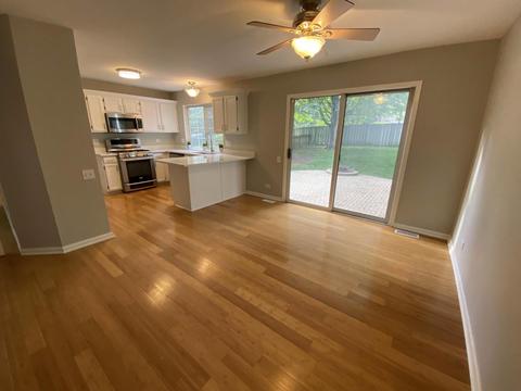 1472 Snow Drift Cir, Bartlett, IL 60103 photo 9