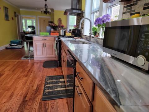 6449 N Artesian Ave, Chicago, IL 60645 photo 3