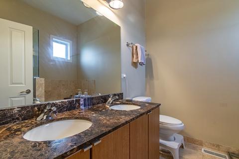 48 Northfield Ter, Wheeling, IL 60090 photo 21