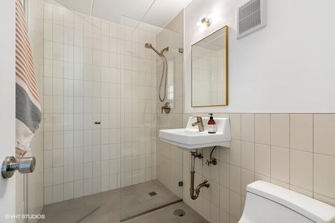 1152 E 48th St, Chicago, IL 60615 photo 29
