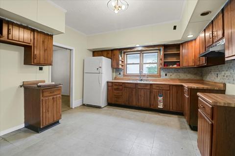 302 E Jackson St, Saybrook, IL 61770 photo 4