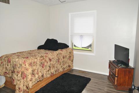 909 Empire St, Bloomington, IL 61701 photo 13