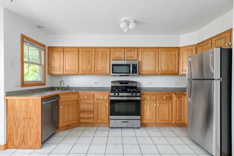 426 E 5th St, Lockport, IL 60441 photo 6