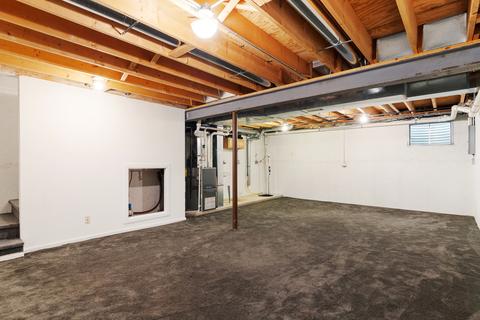 426 E 5th St, Lockport, IL 60441 photo 17
