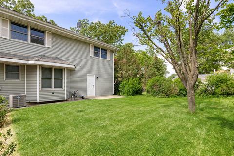 426 E 5th St, Lockport, IL 60441 photo 3